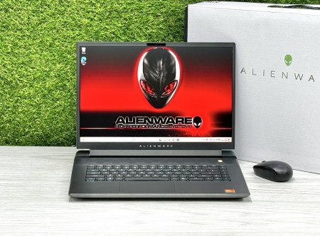 Dell Alienware M16 R1 19